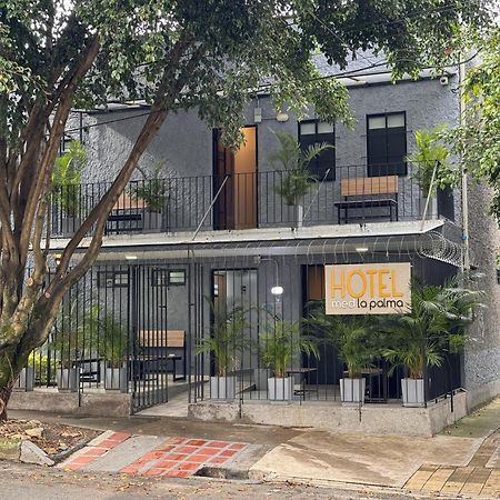 Med la palma Hotell Medellín Eksteriør bilde