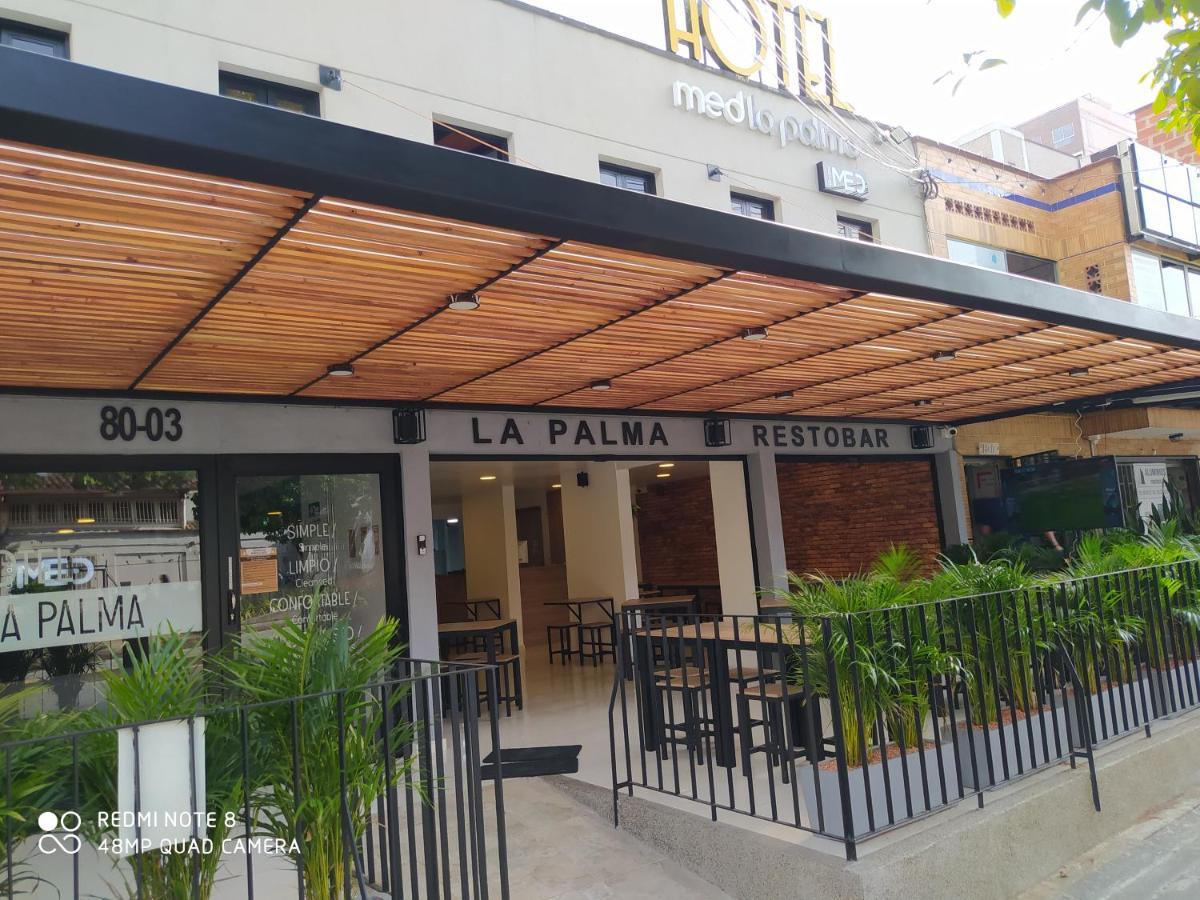 Med la palma Hotell Medellín Eksteriør bilde