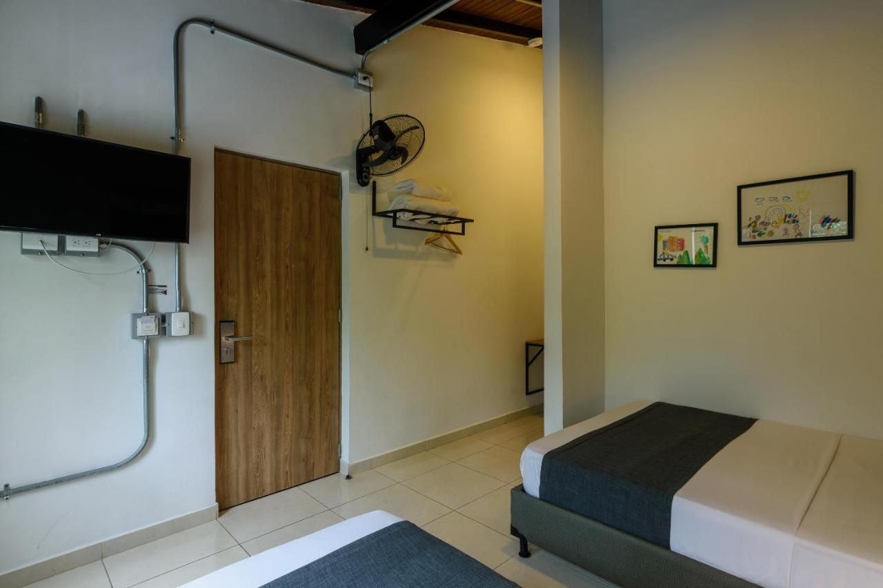 Med la palma Hotell Medellín Eksteriør bilde