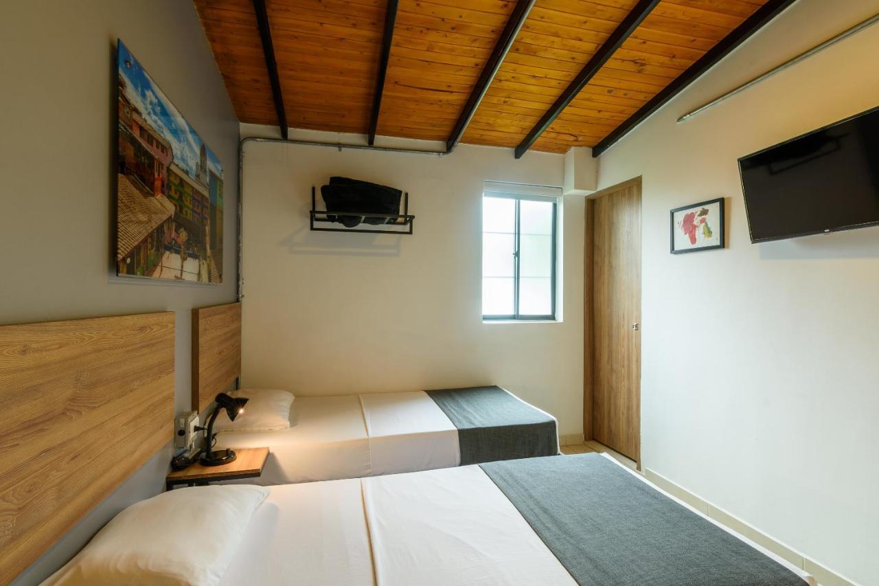 Med la palma Hotell Medellín Eksteriør bilde
