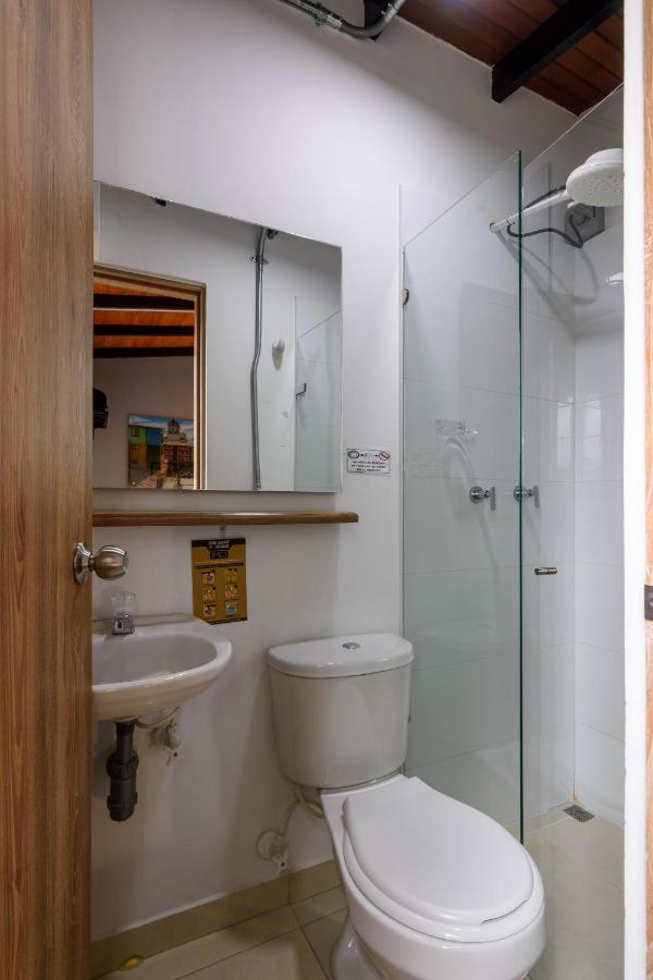 Med la palma Hotell Medellín Eksteriør bilde