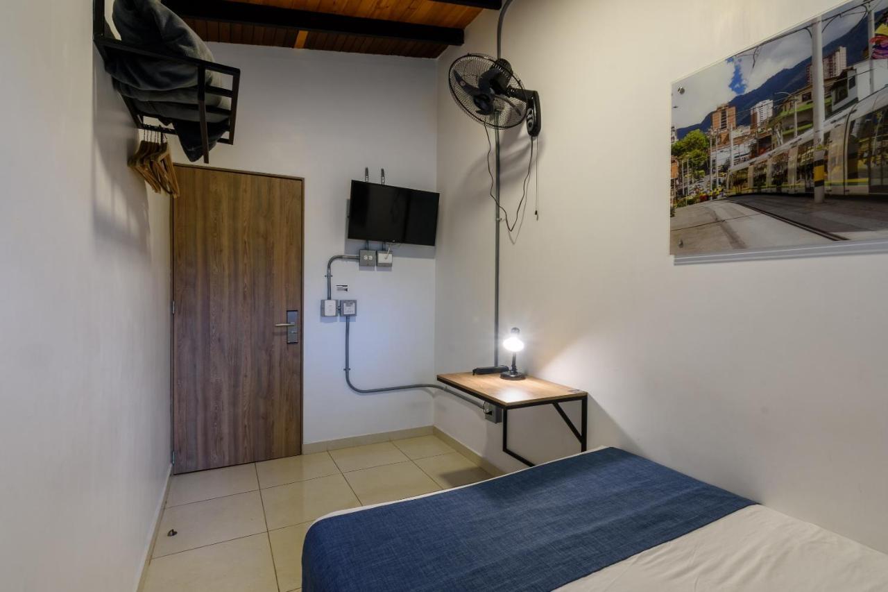 Med la palma Hotell Medellín Eksteriør bilde