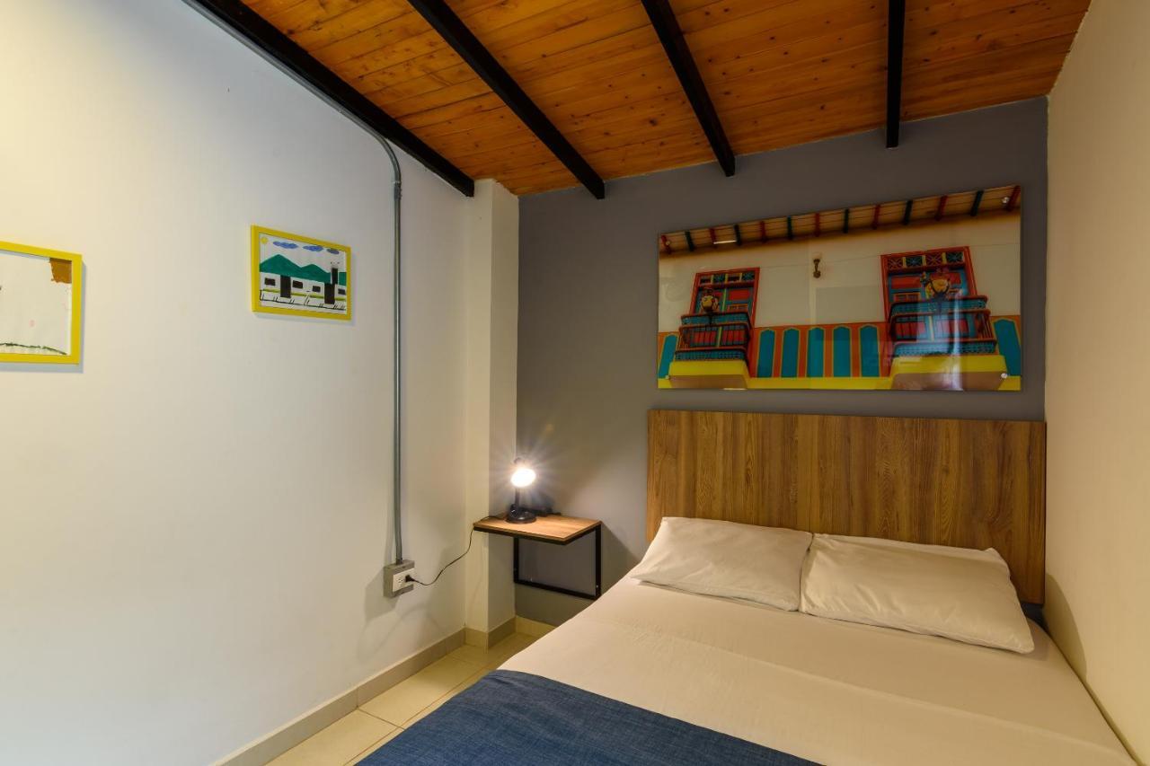 Med la palma Hotell Medellín Eksteriør bilde