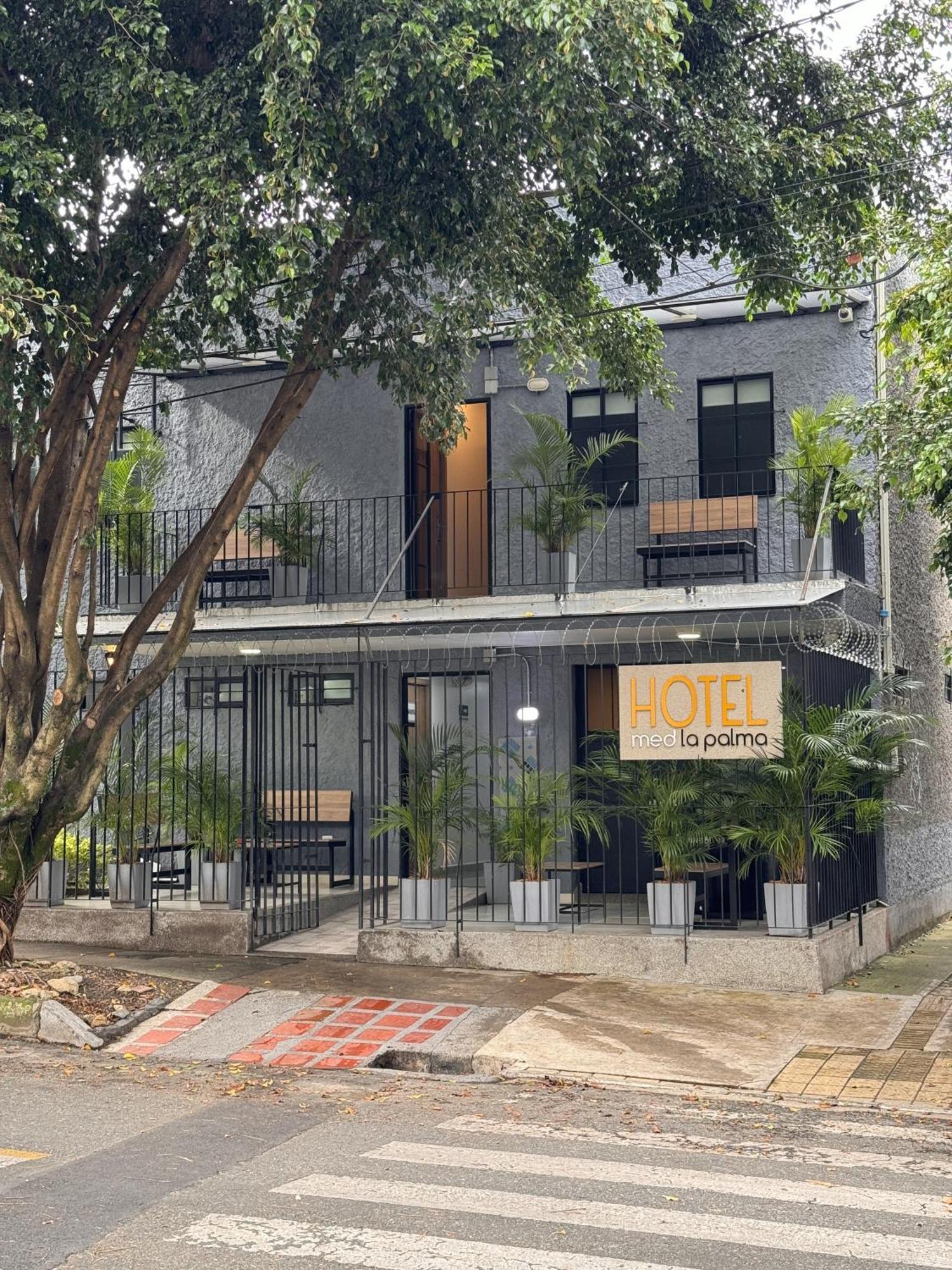 Med la palma Hotell Medellín Eksteriør bilde